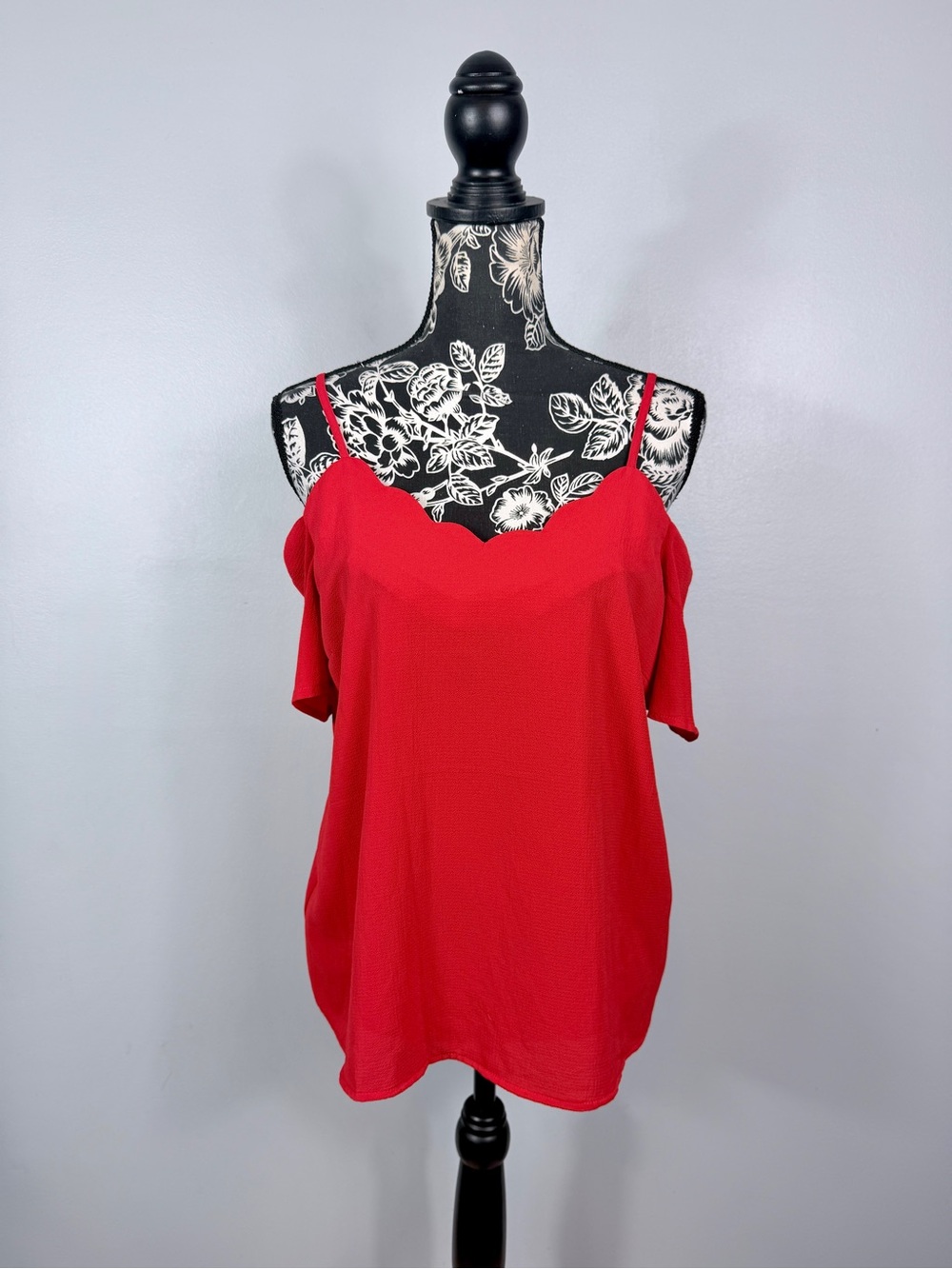 Monteau red loose fit scalloped hem textured off shoulder top size large